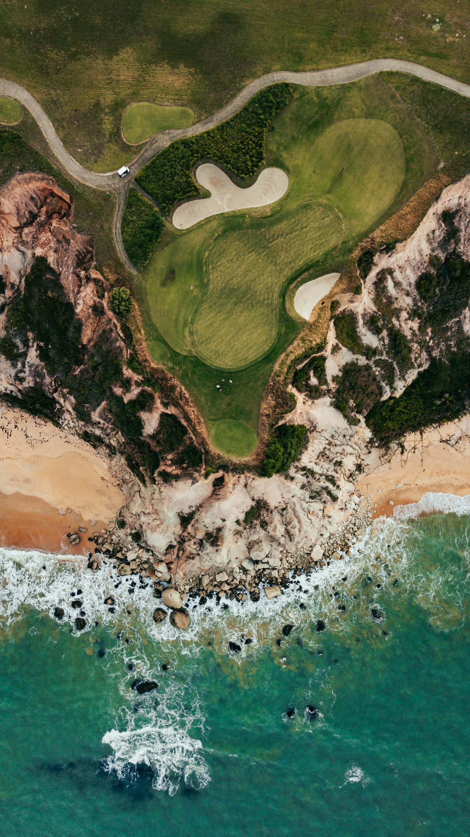 A WEEK IN THE ALGARVE · QUINTA DO LAGO + MONTE REI